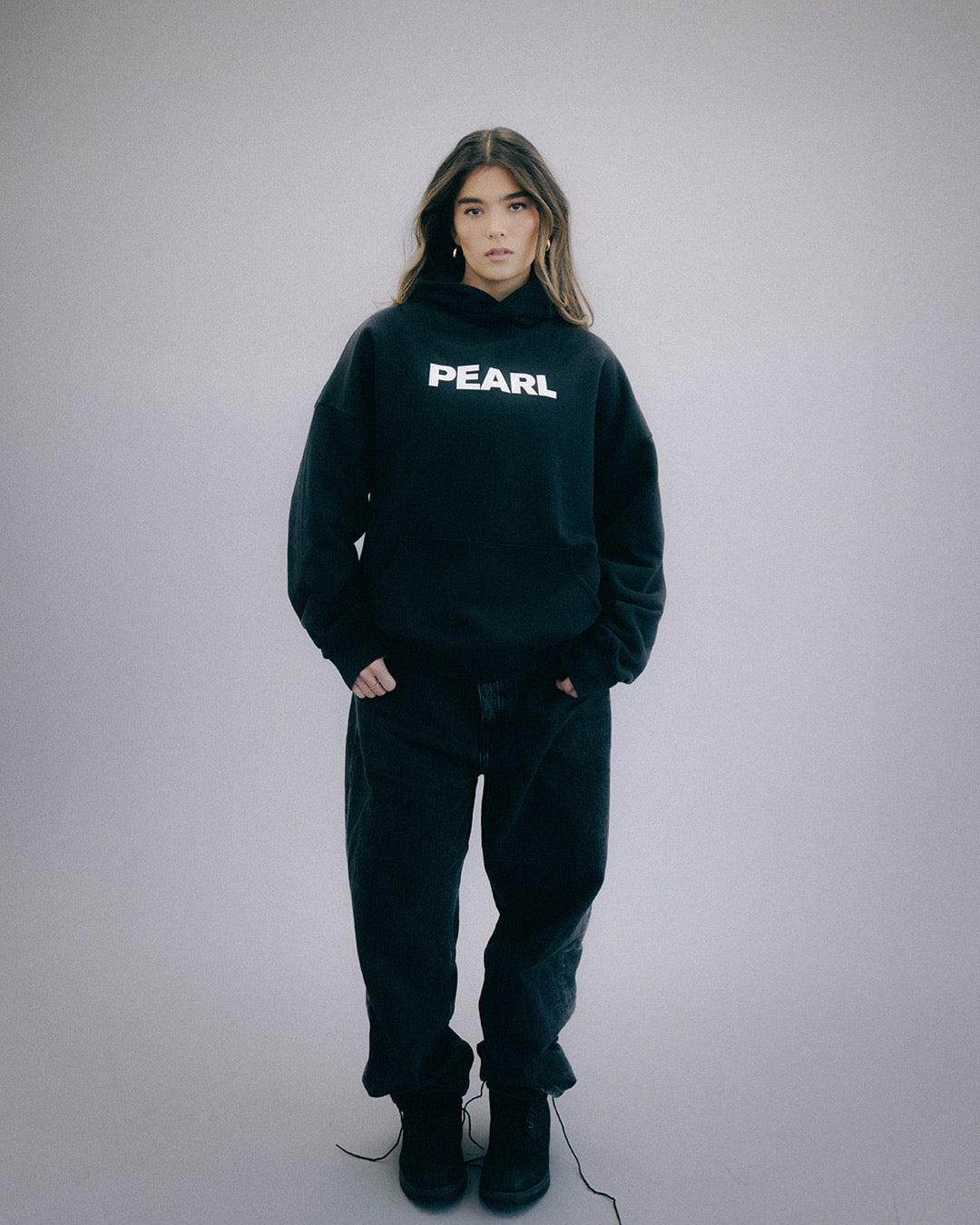 BOLD LOGO HOODIE AGED BLACK