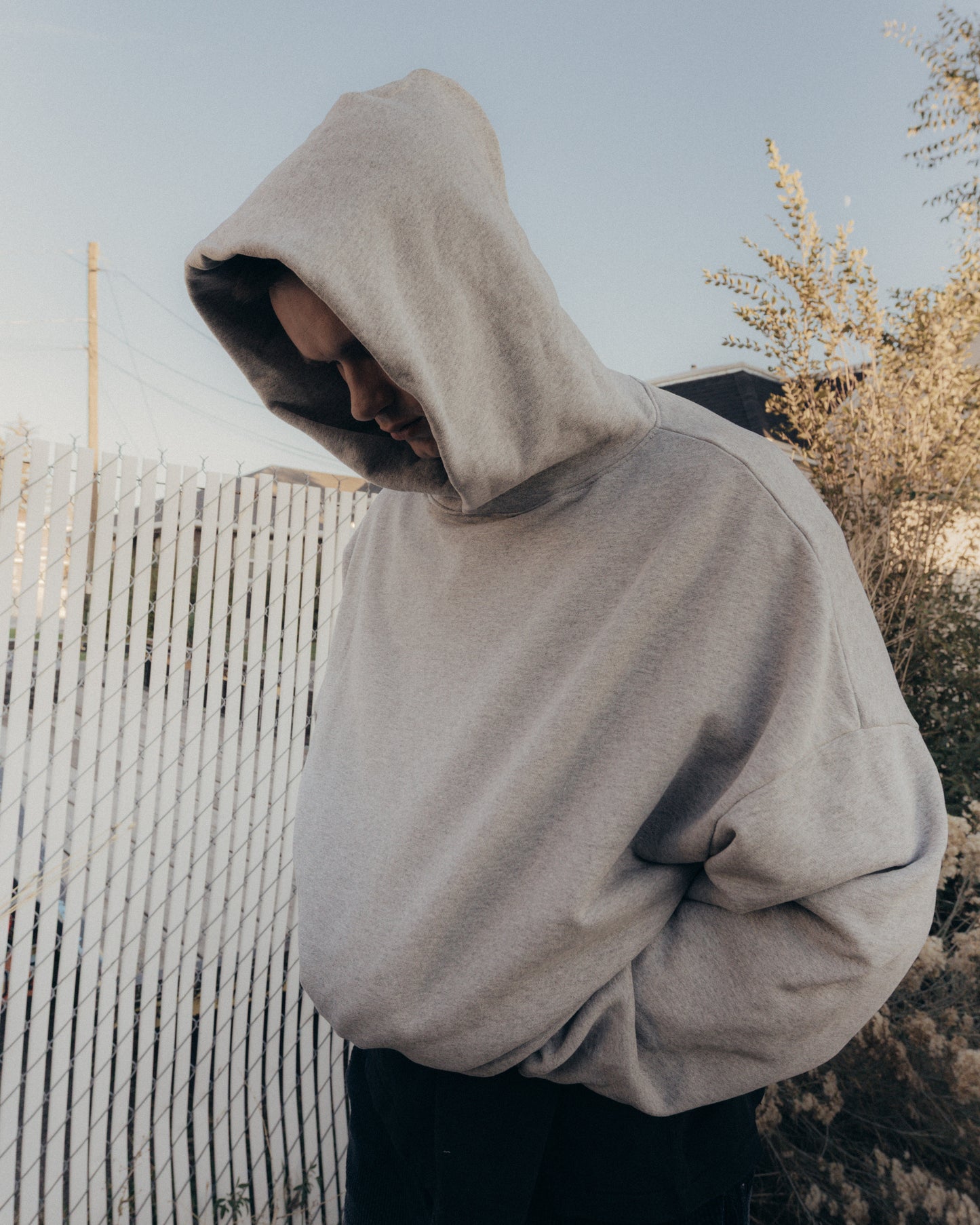HEATHER GREY STONEWASHED HOODIE